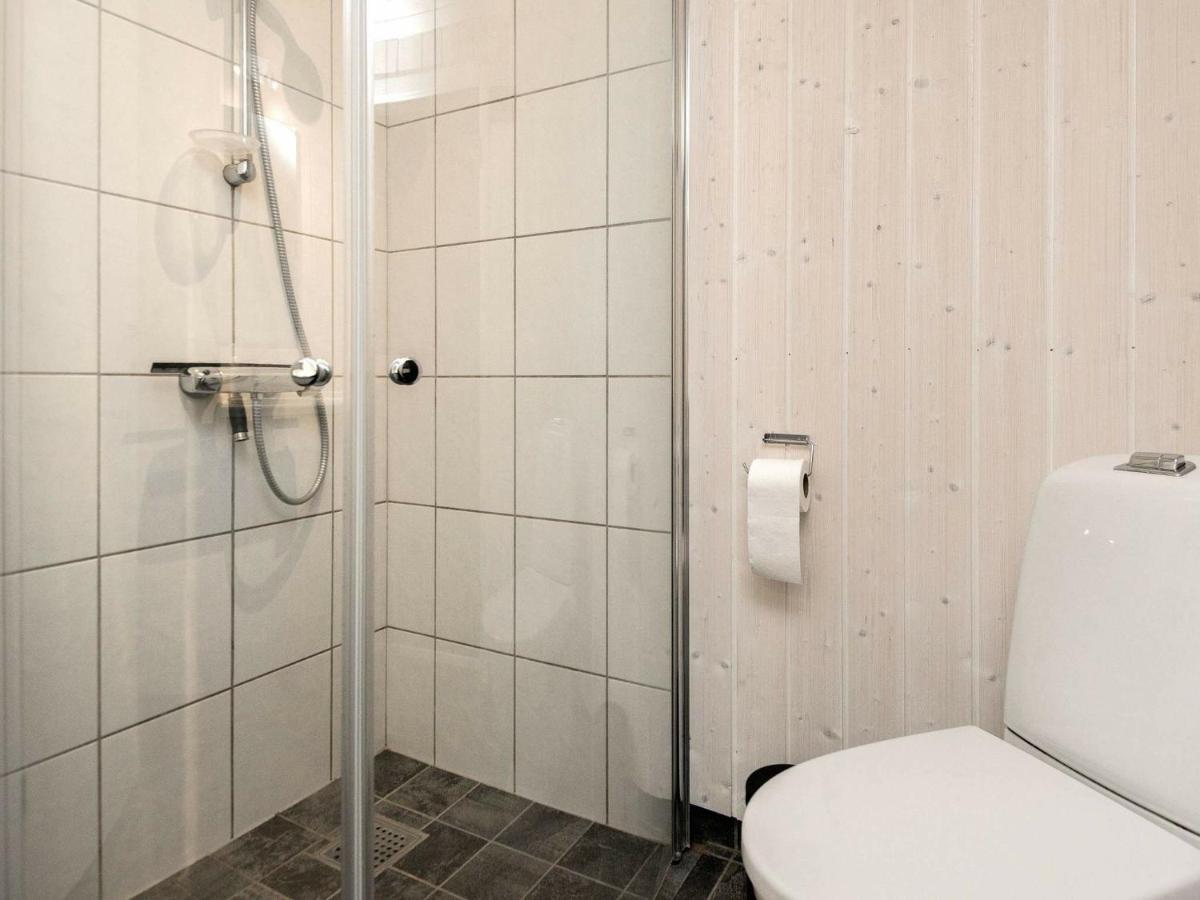Three-Bedroom Holiday Home In Juelsminde 18 Sonderby  Екстер'єр фото